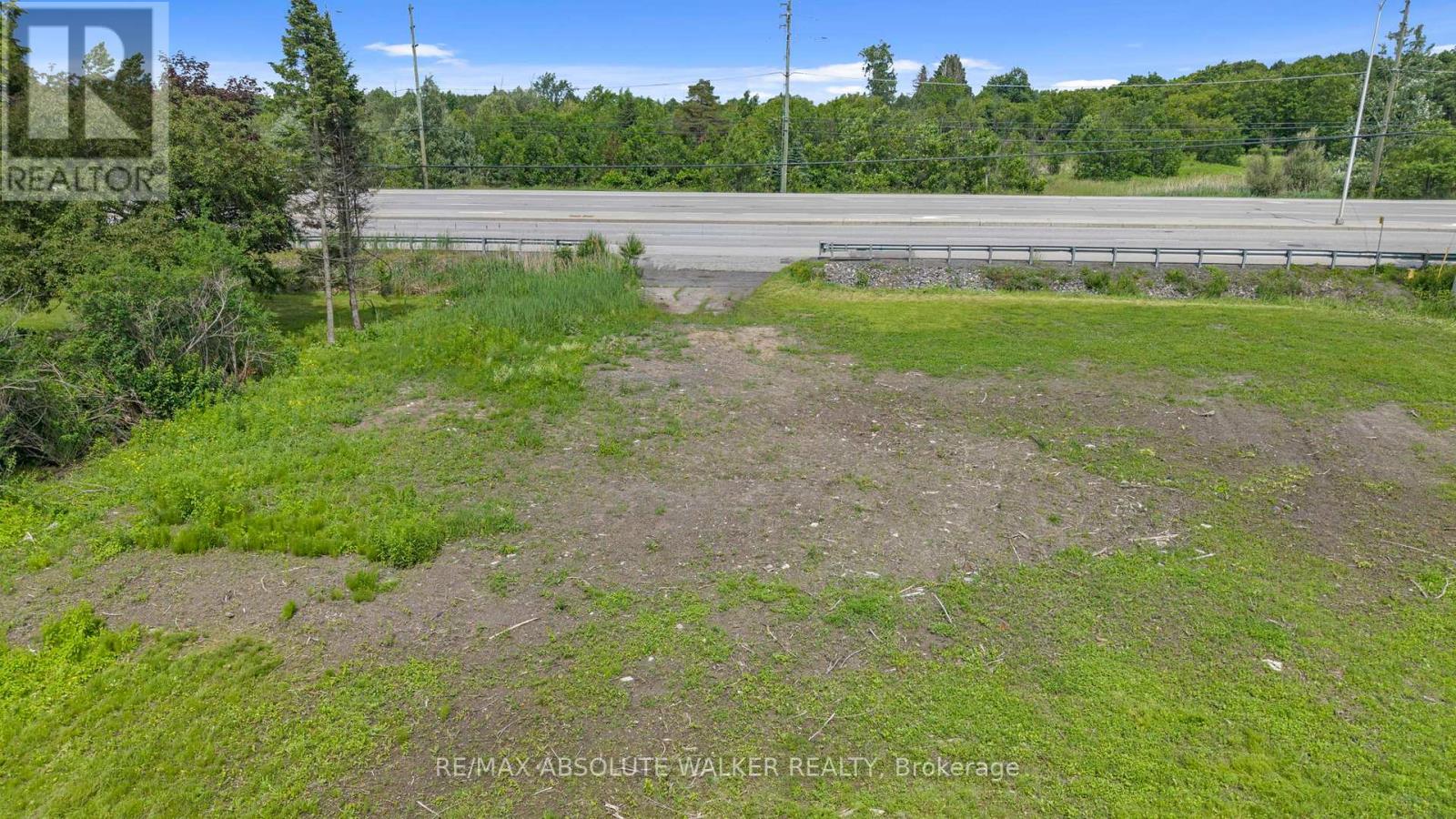 4320 Bank Street Property Photo 4