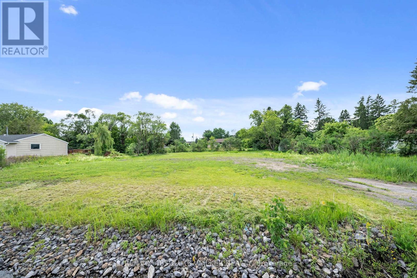4320 Bank Street Property Photo 15