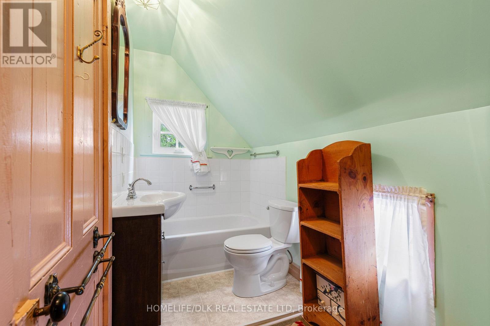 415 2 Highway S Property Photo 20