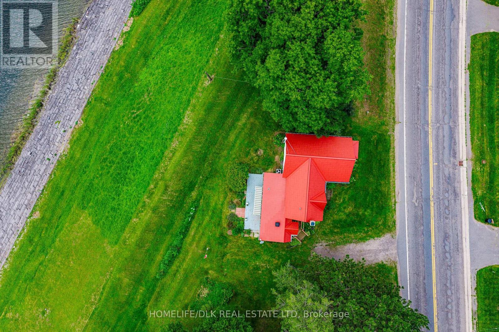 415 2 Highway S Property Photo 27