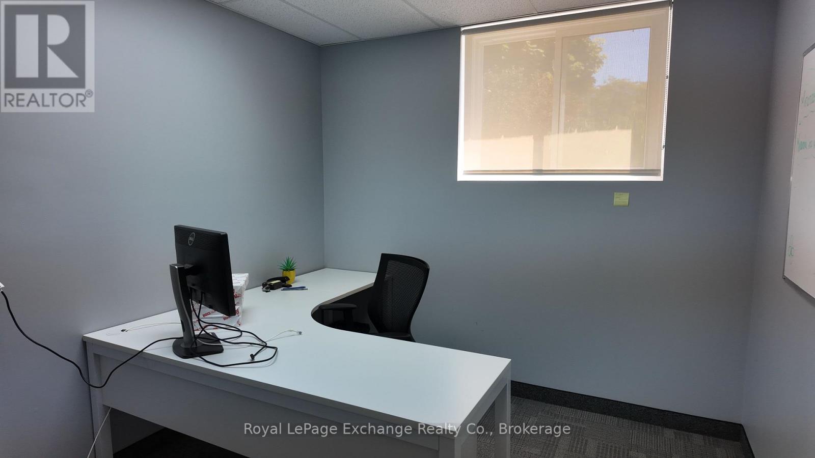381 Lambton Street Property Photo 9