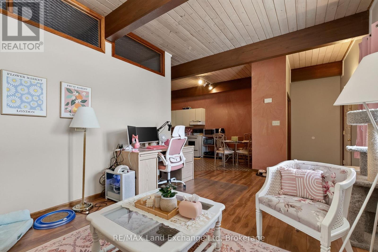 77 Montreal Street Property Photo 9