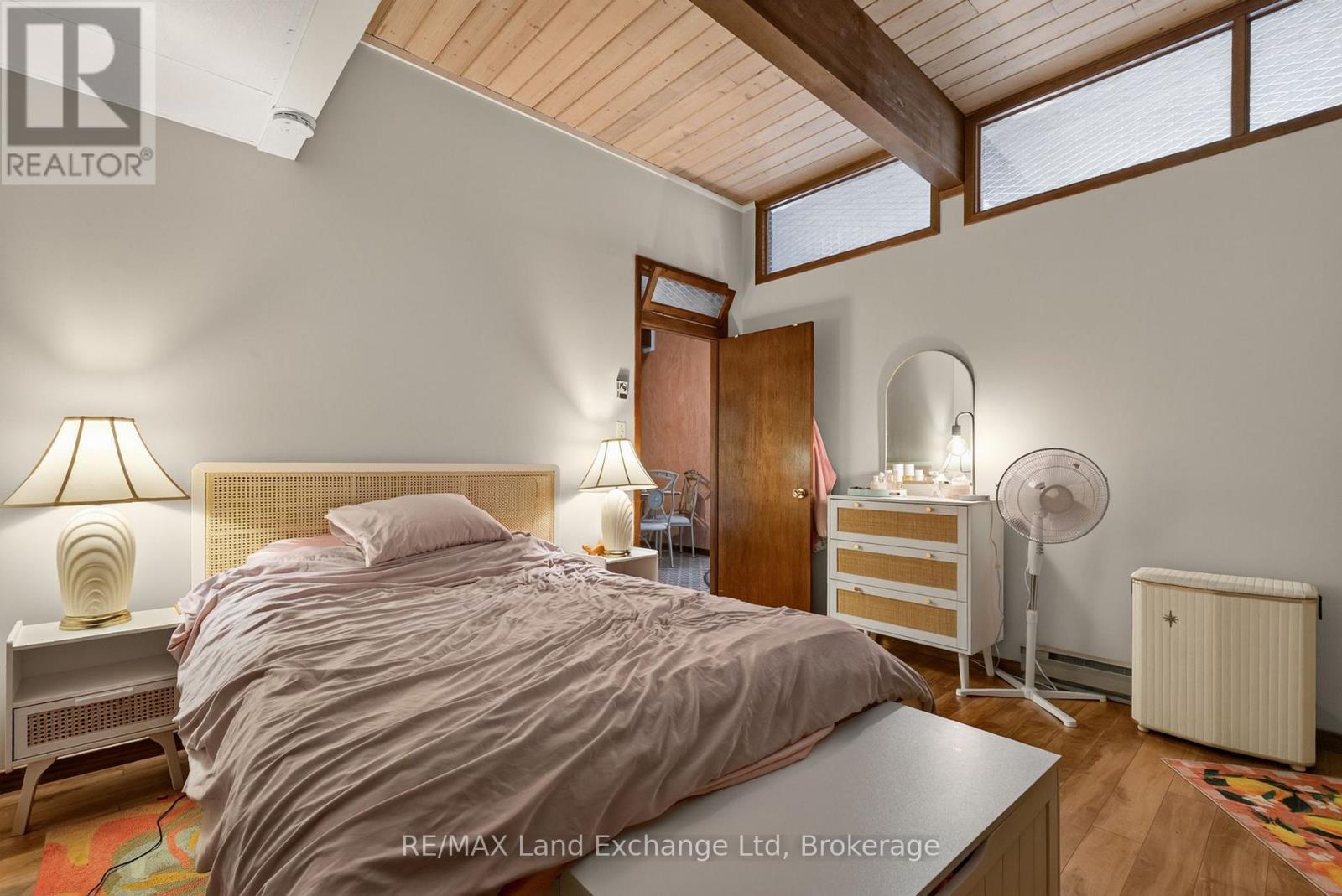 77 Montreal Street Property Photo 12