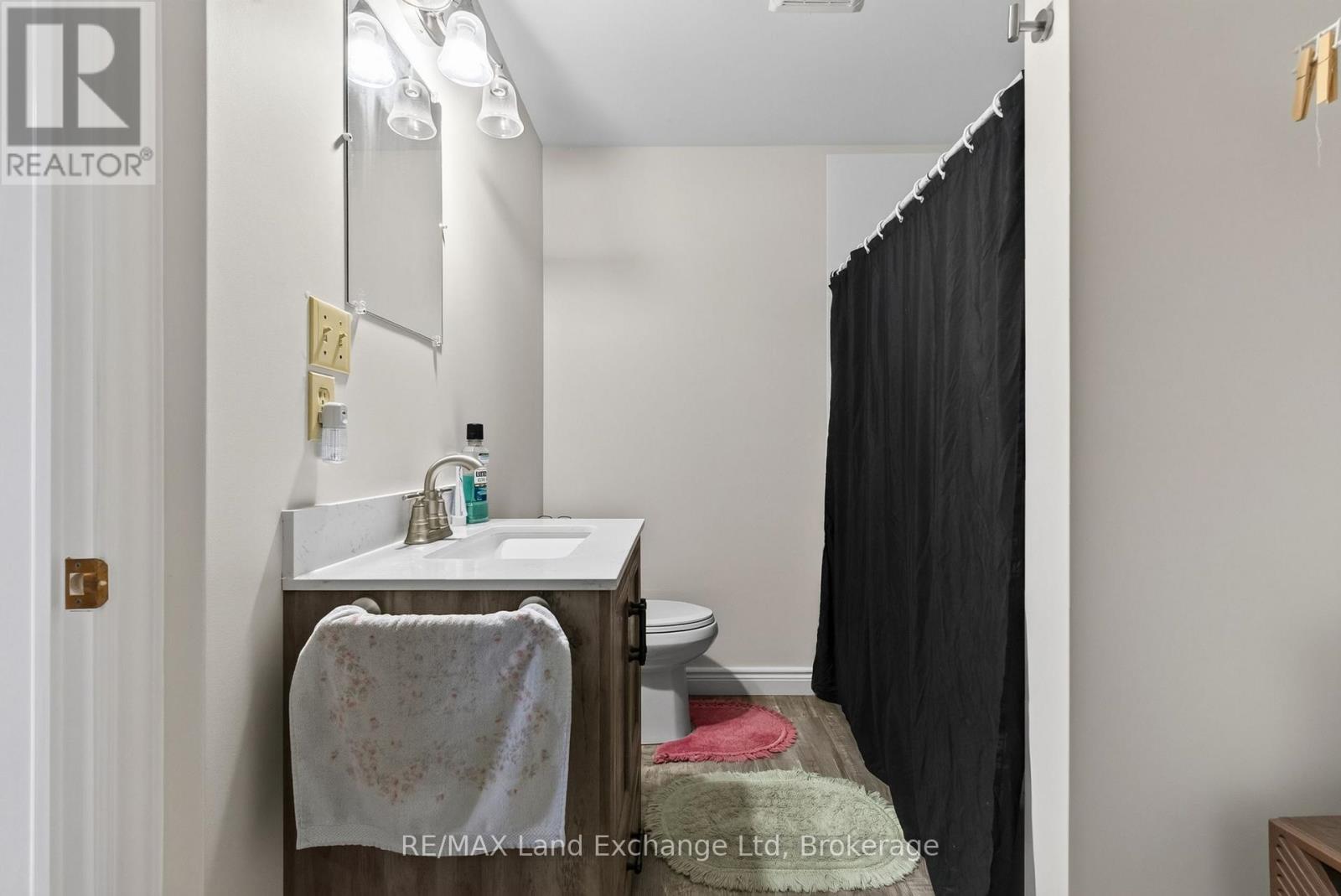 77 Montreal Street Property Photo 16