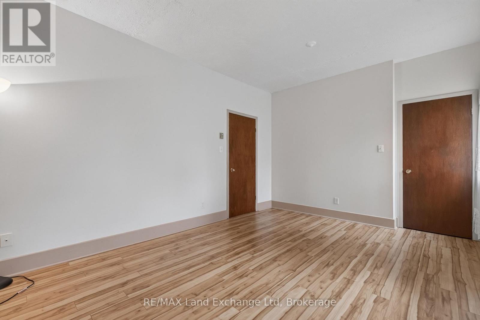 77 Montreal Street Property Photo 22