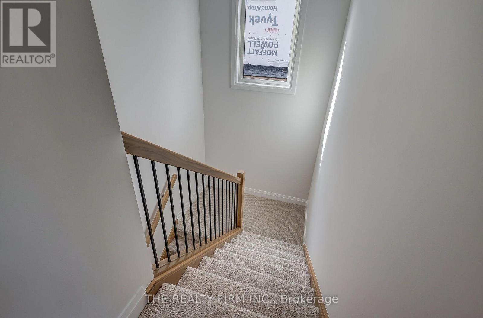 79 Royal Crescent Property Photo 31
