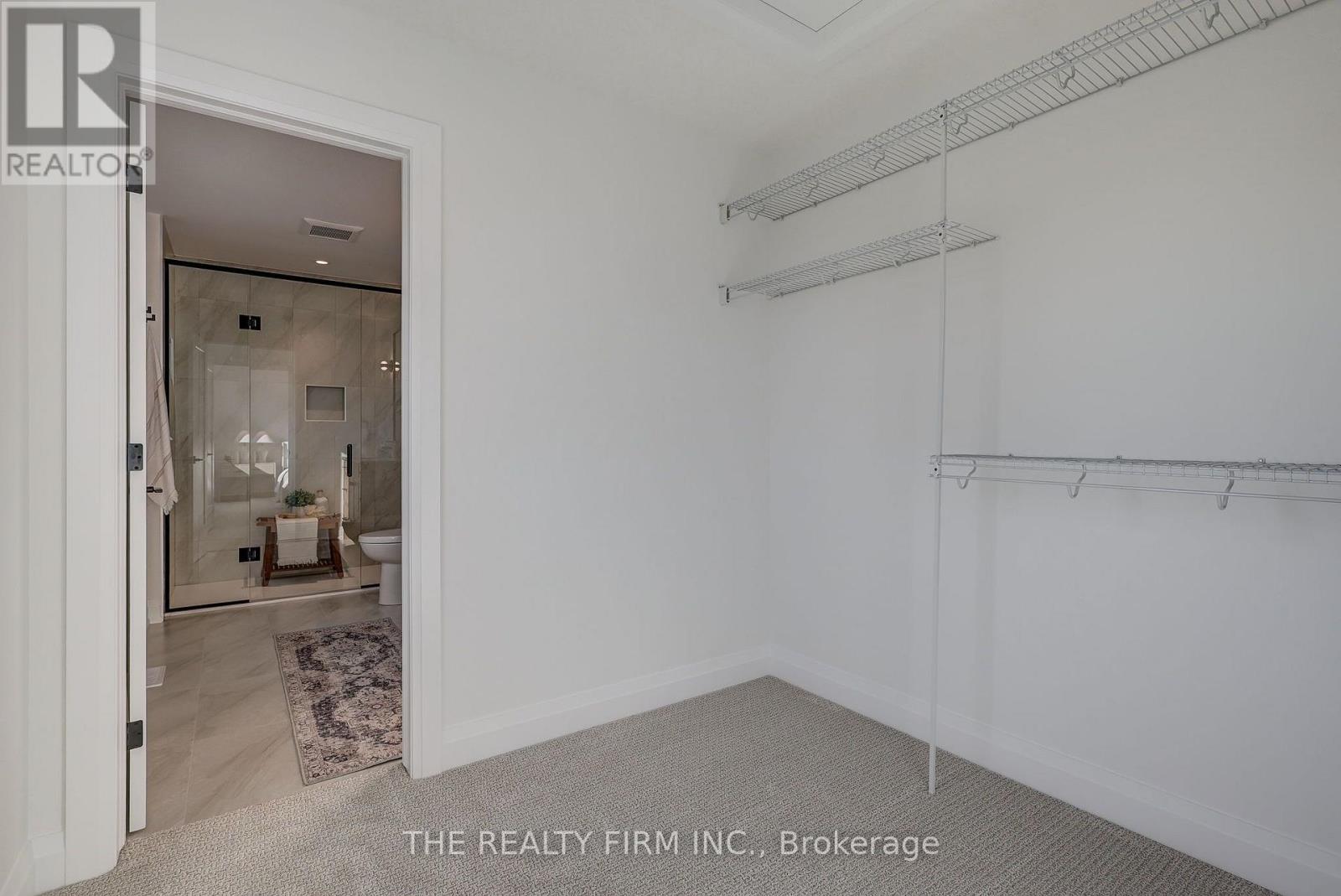 79 Royal Crescent Property Photo 37