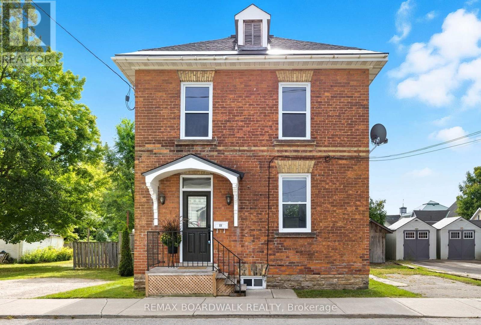 22 ISABELLA STREET Property Photo 1