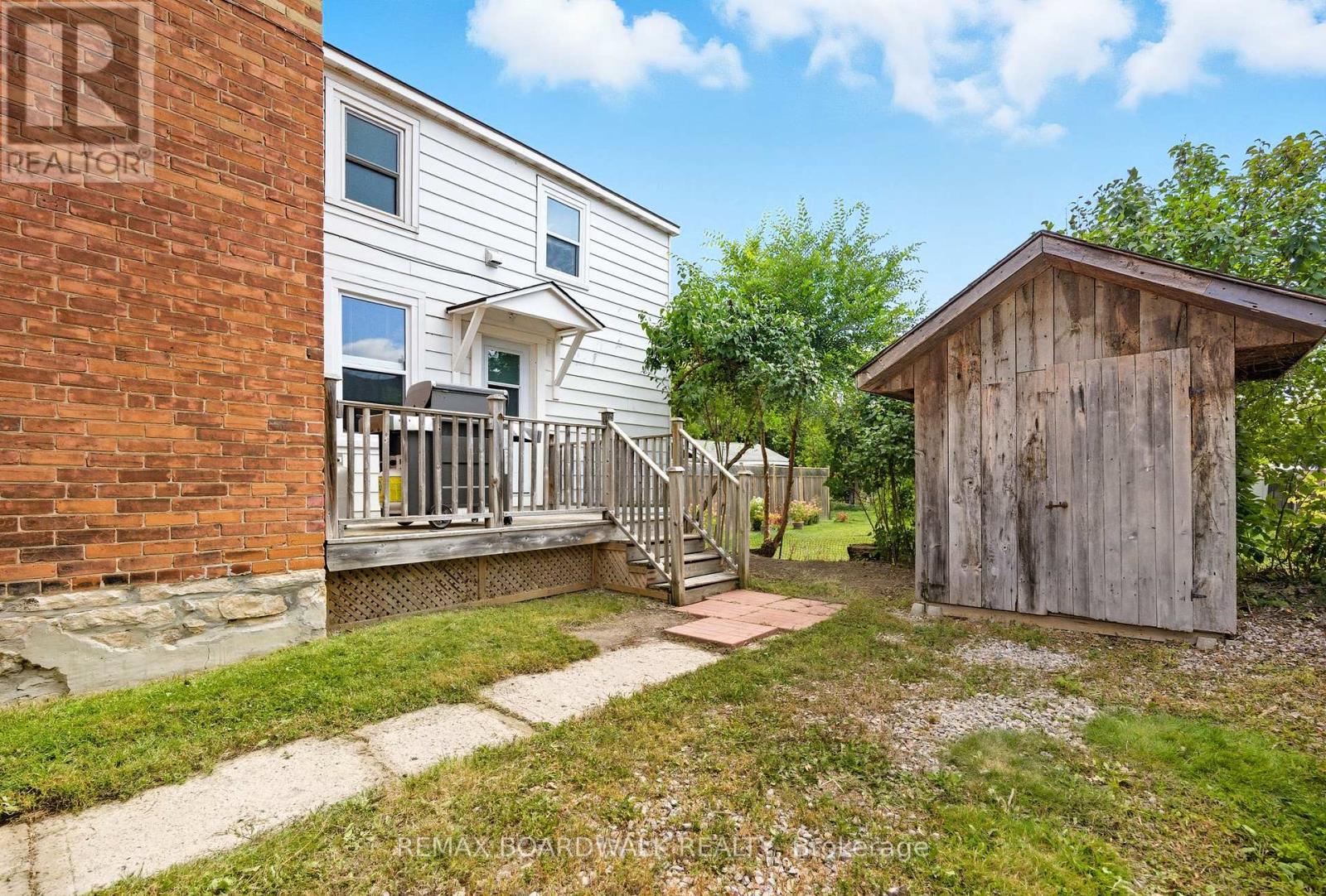 22 Isabella Street Property Photo 40