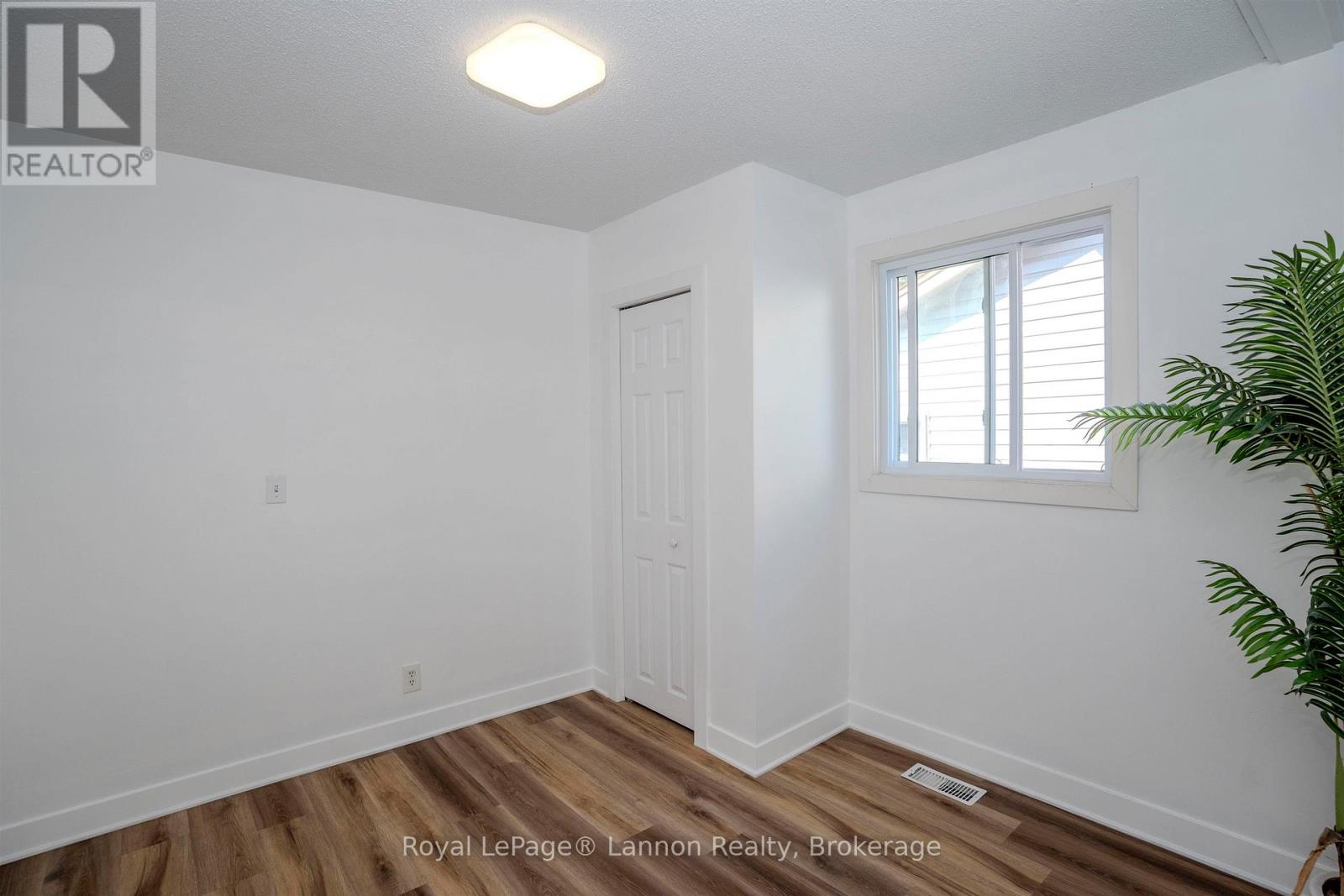 92 Jean Street Property Photo 22