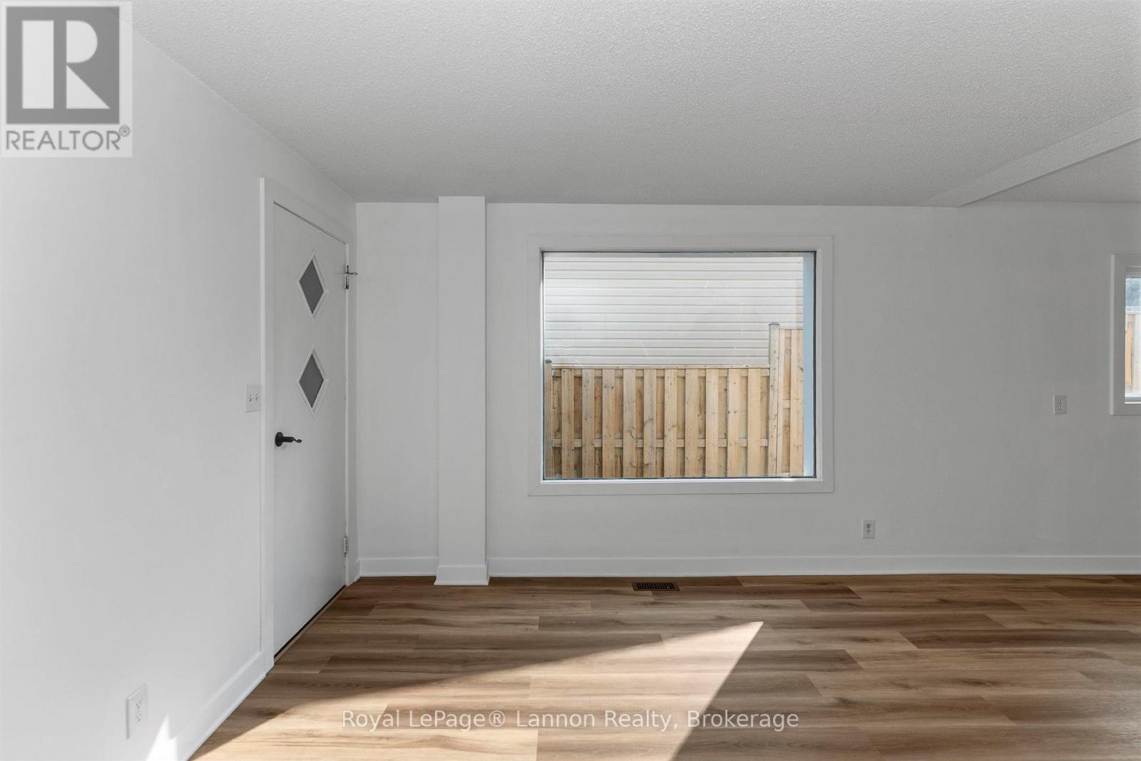 92 Jean Street Property Photo 27