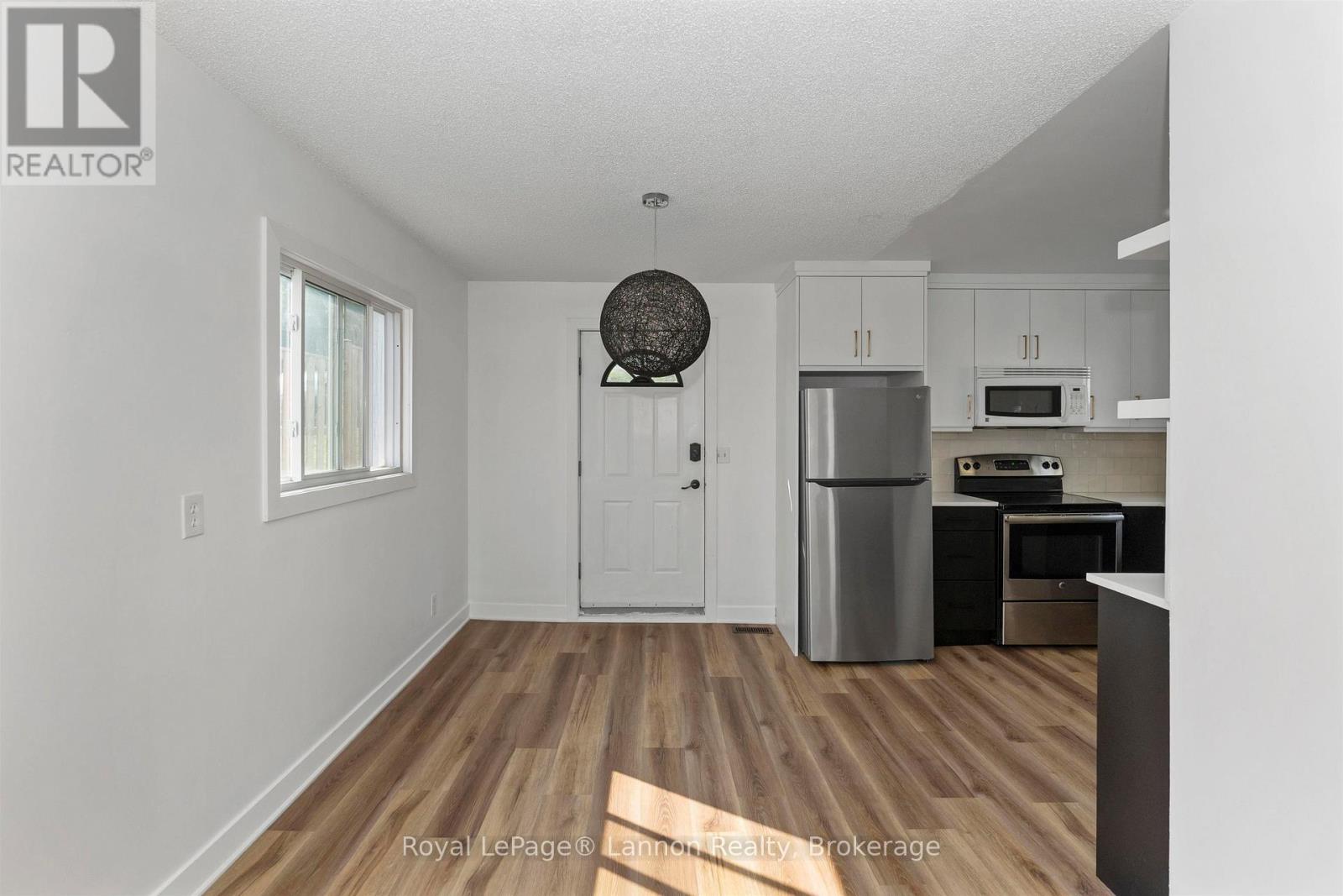 92 Jean Street Property Photo 28