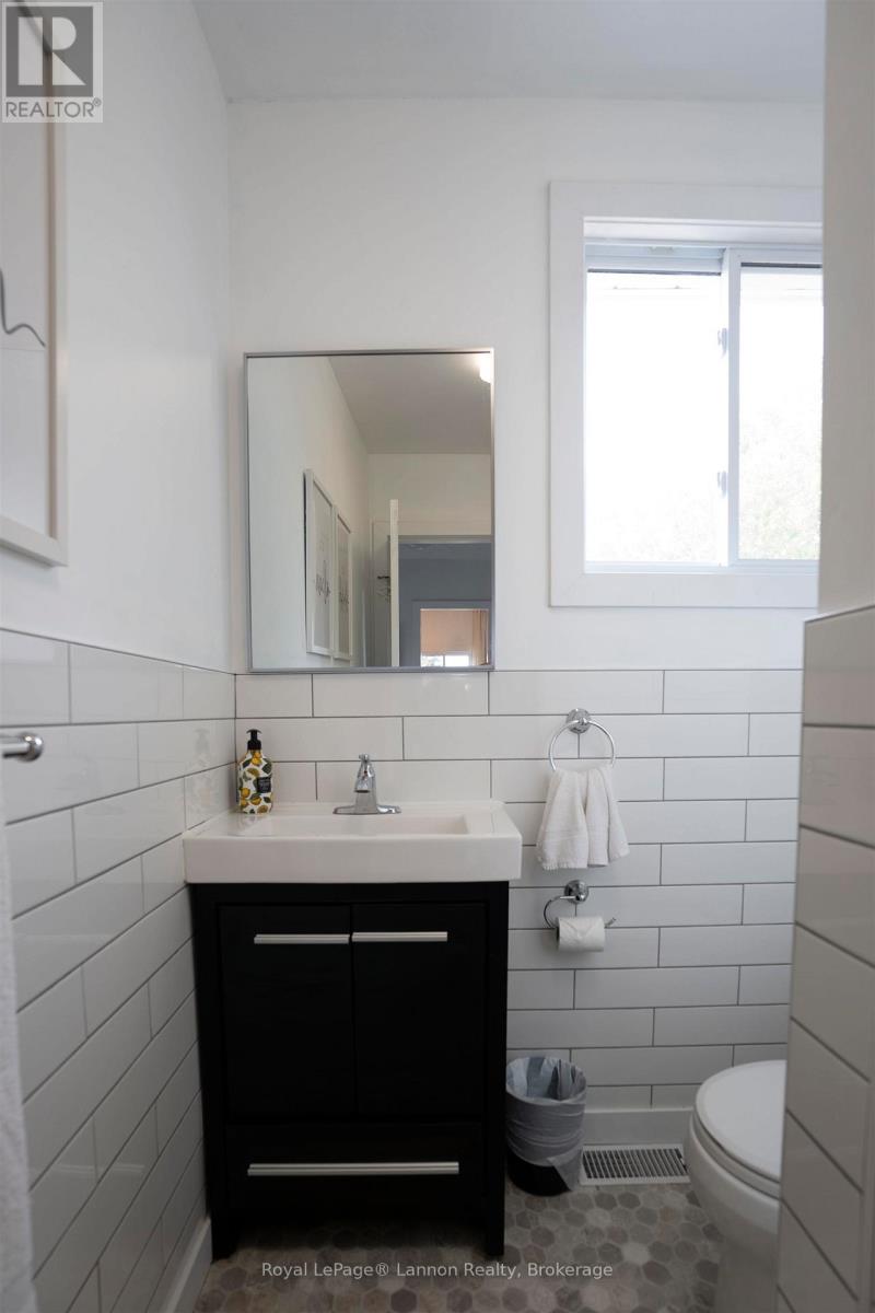 92 Jean Street Property Photo 34
