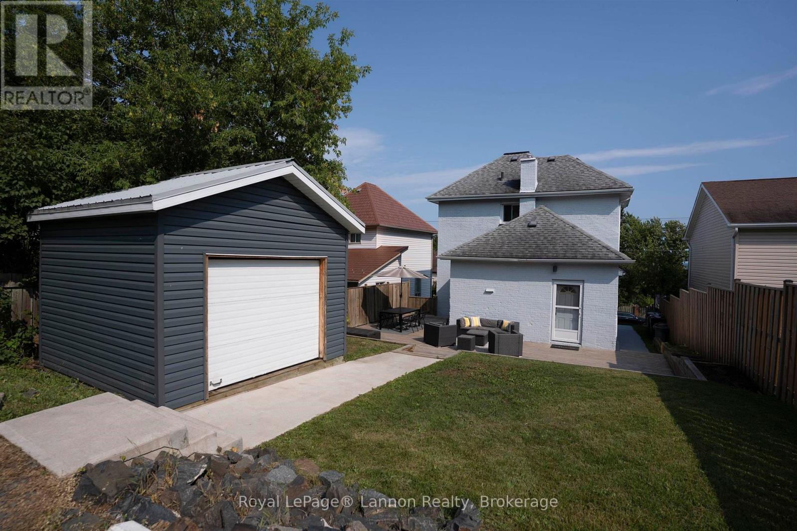 92 Jean Street Property Photo 36