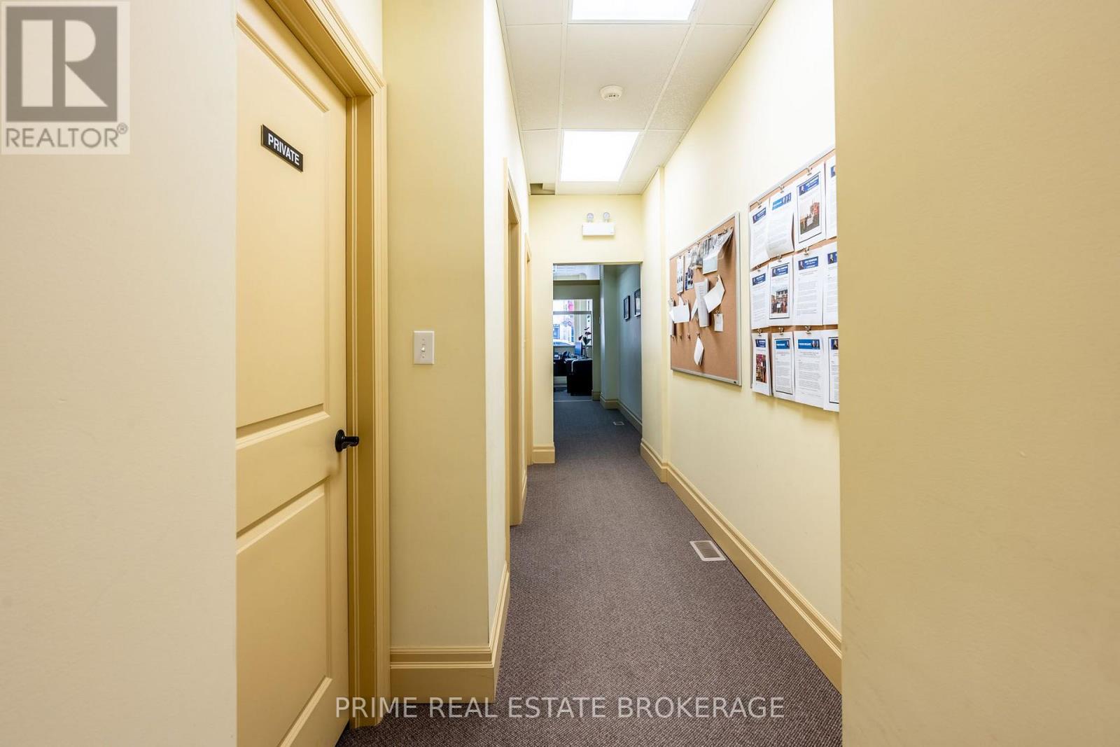 408 Queen Street Property Photo 13