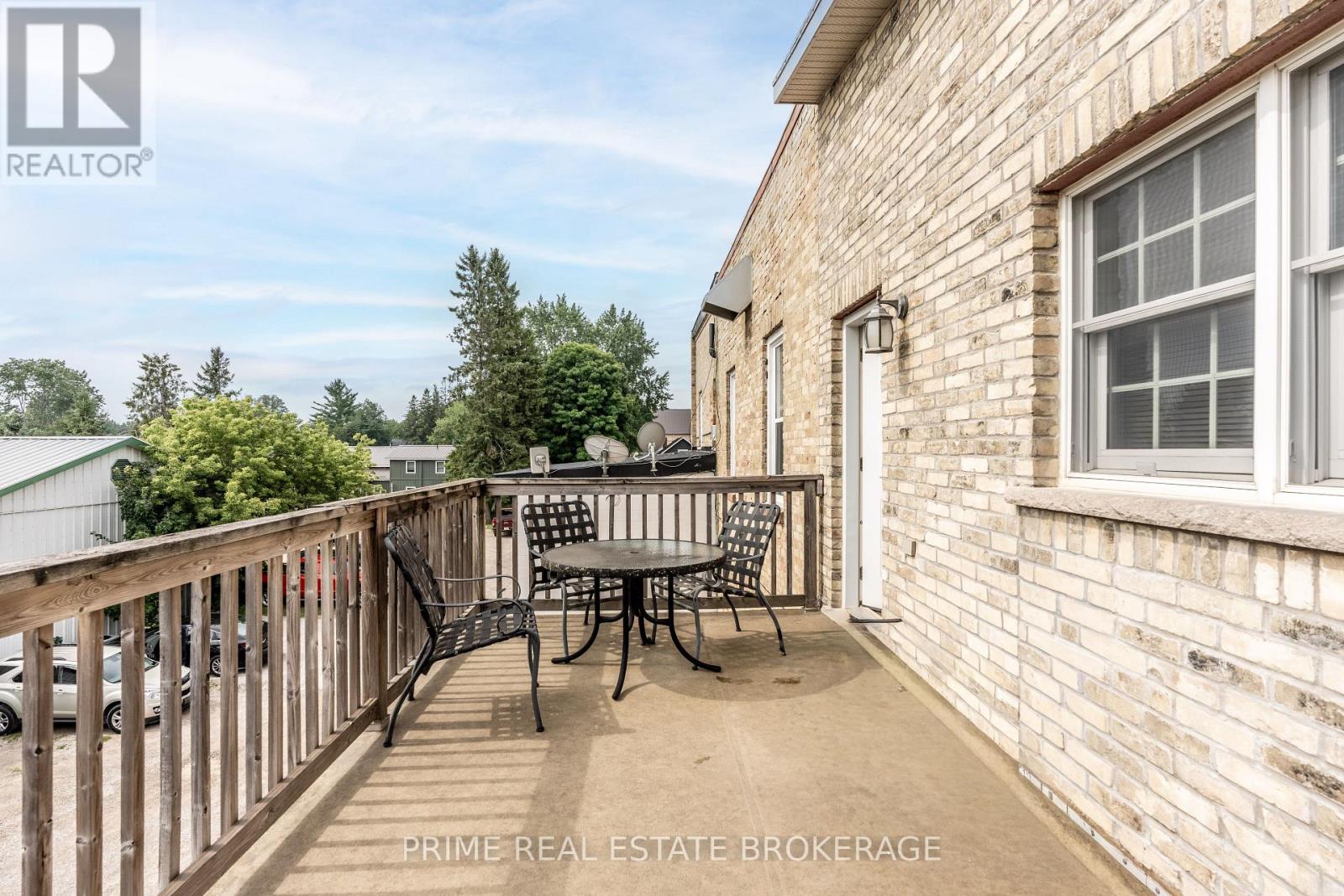 408 Queen Street Property Photo 41