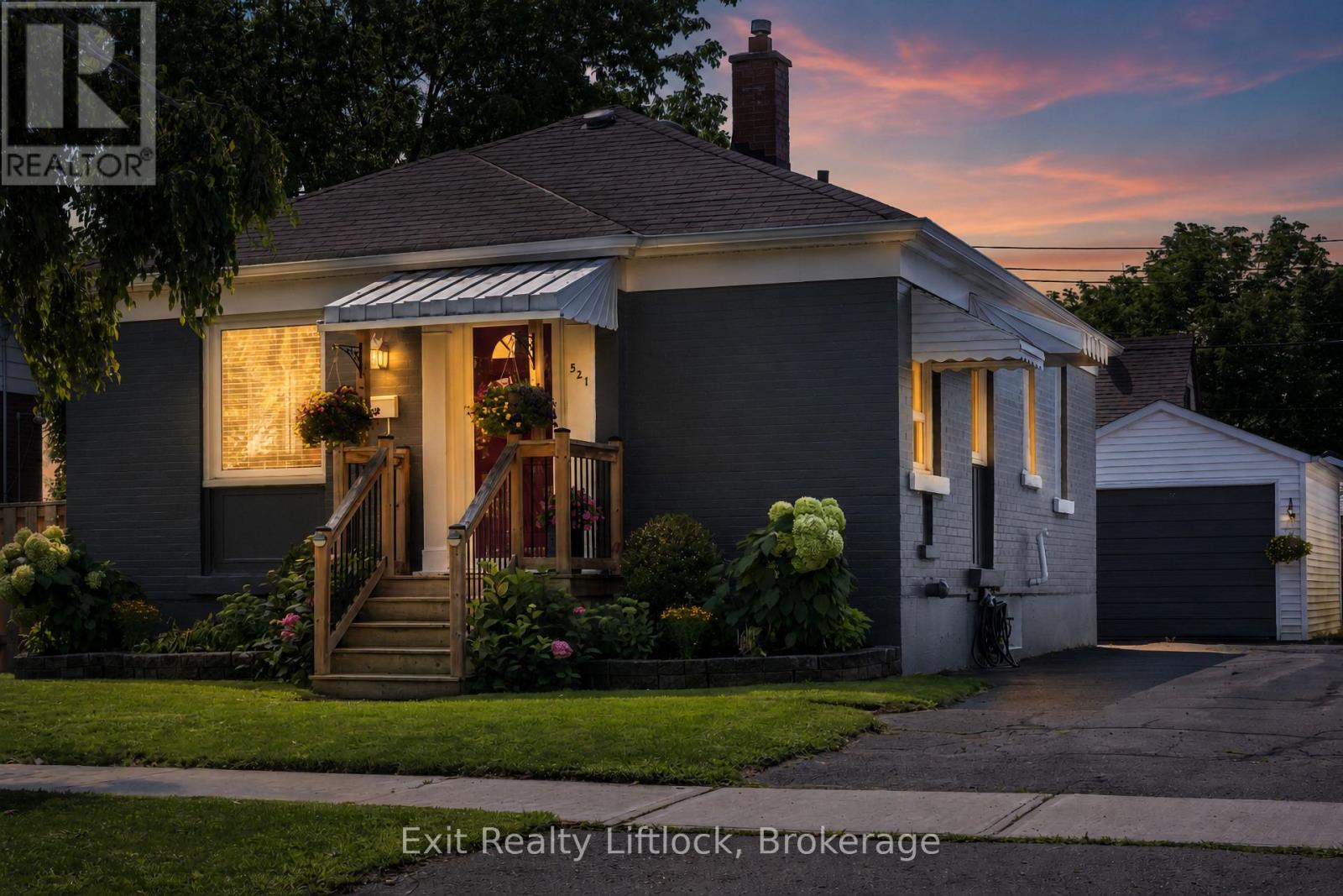 521 MCKELLAR STREET Property Photo 1