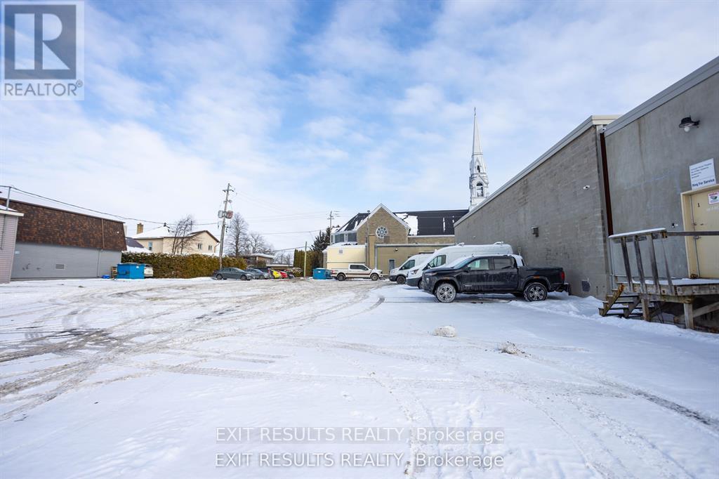 1027 Notre Dame Road Property Photo 4