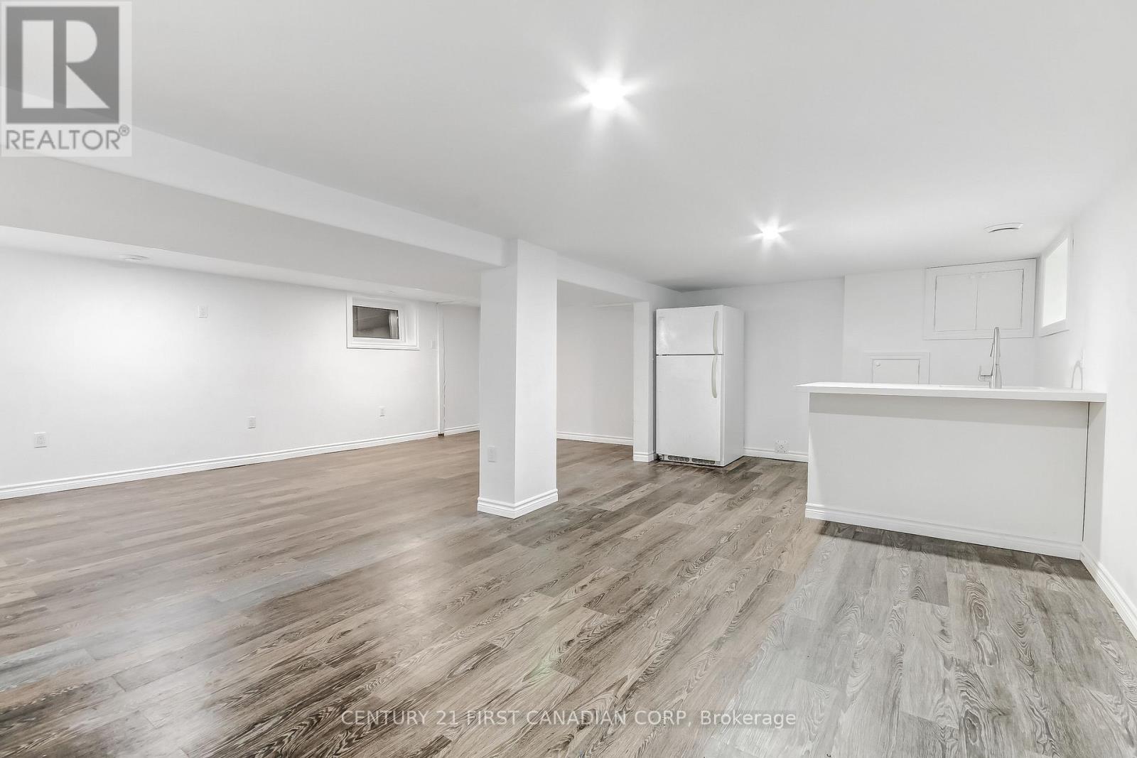 76 Chestnut Street Property Photo 17