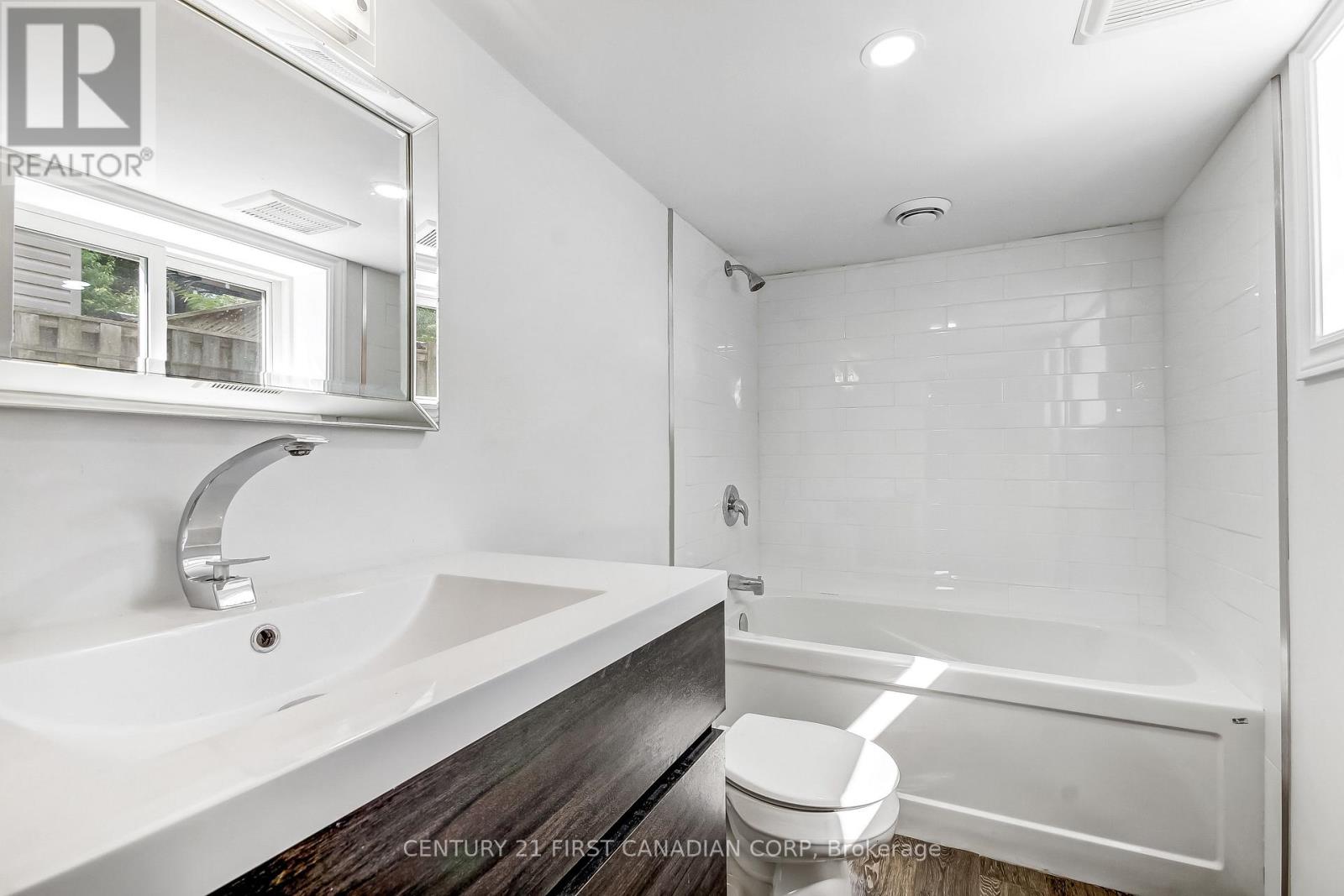 76 Chestnut Street Property Photo 18