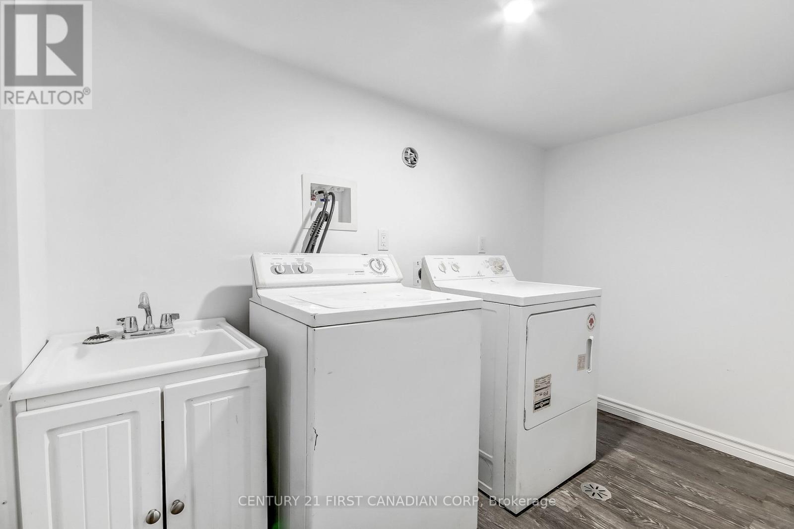 76 Chestnut Street Property Photo 19