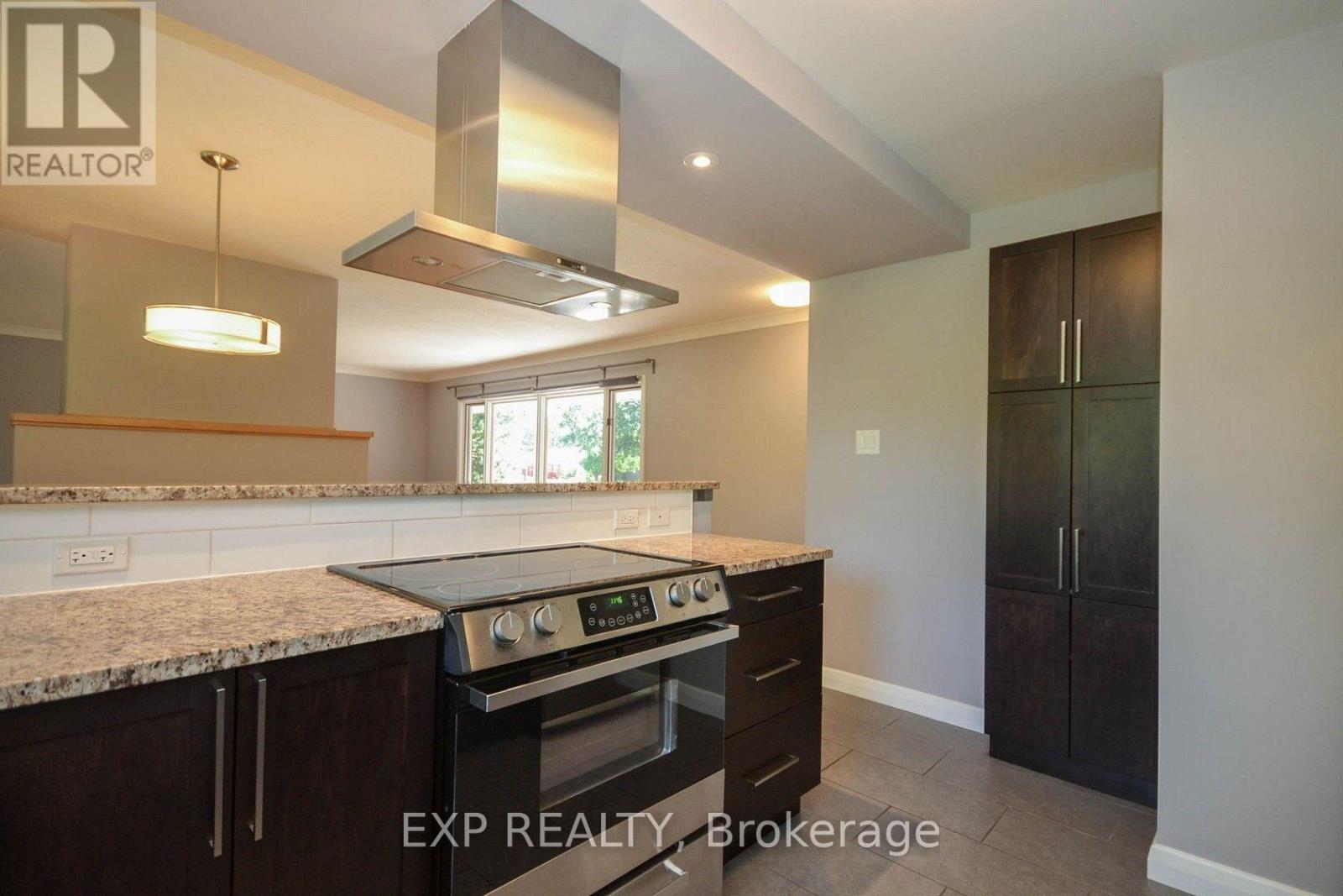 6 Solva Drive Property Photo 7