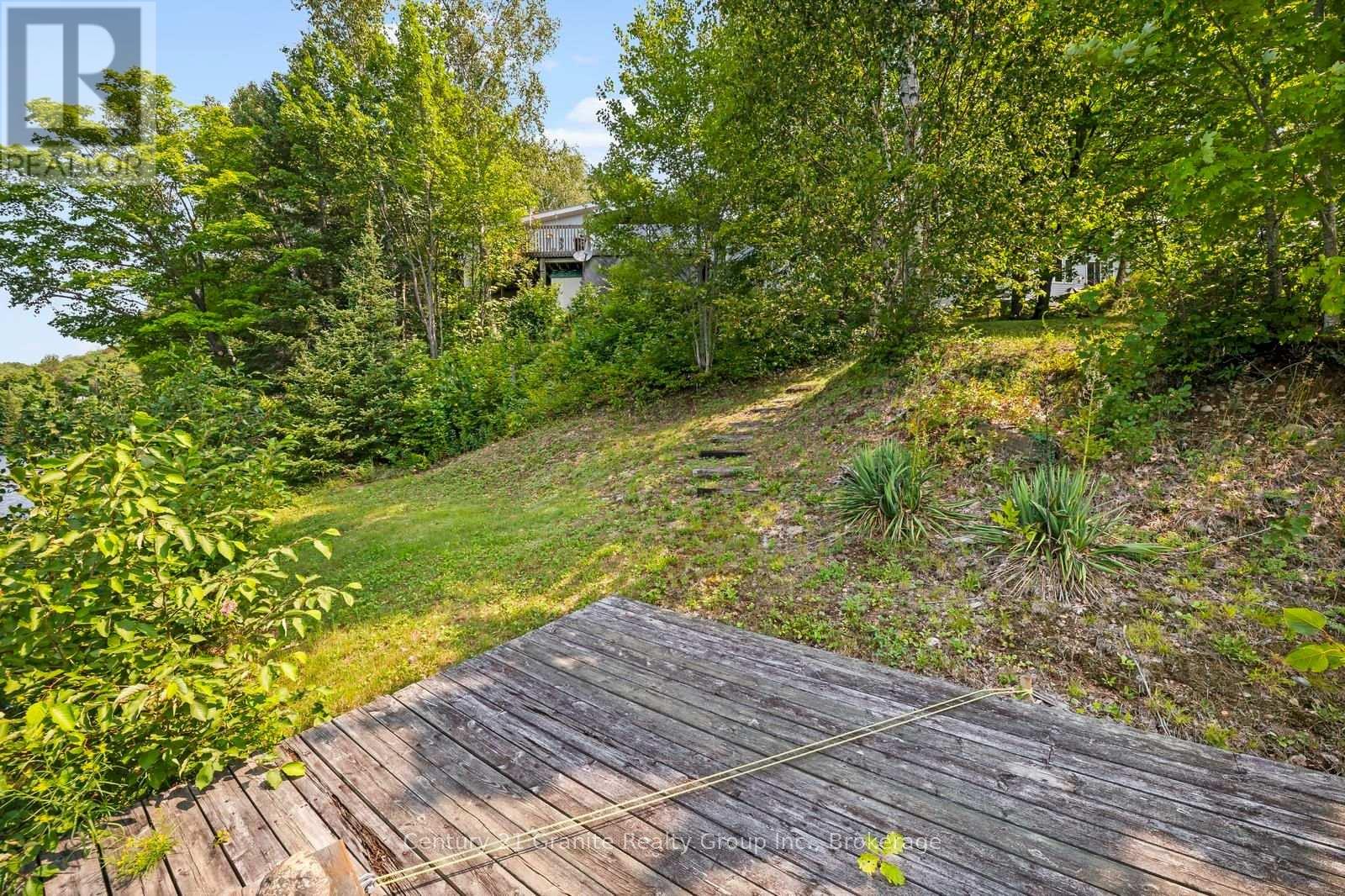 64 Bentley Place Property Photo 11