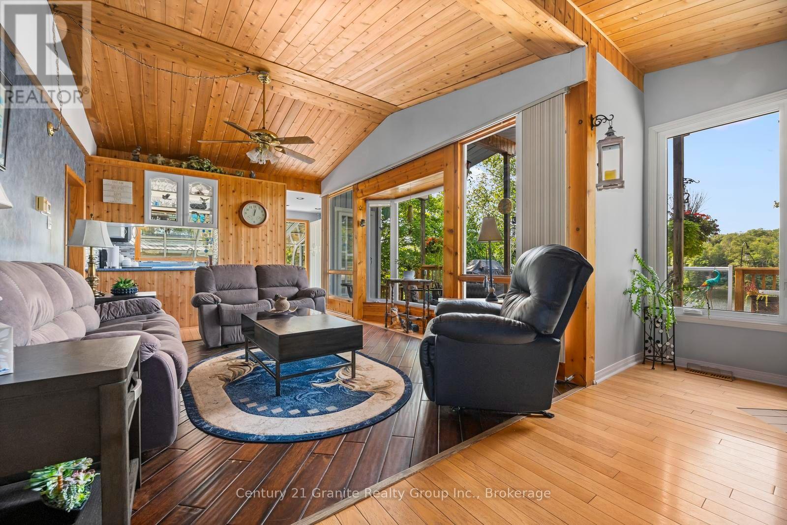 64 Bentley Place Property Photo 22
