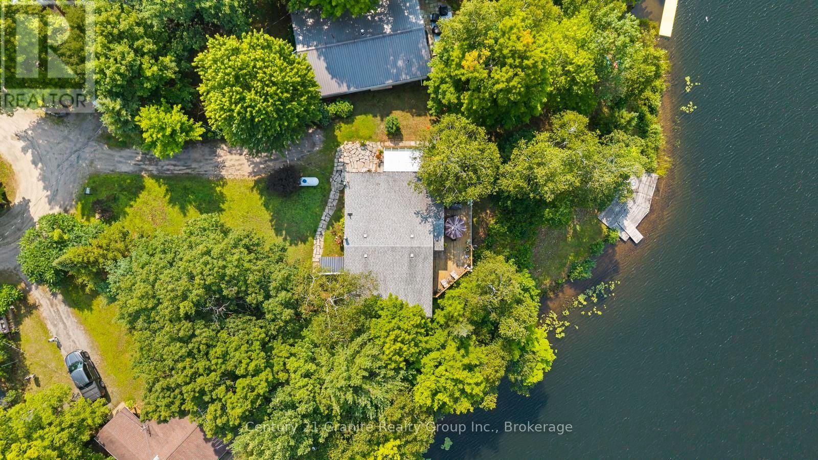 64 Bentley Place Property Photo 37