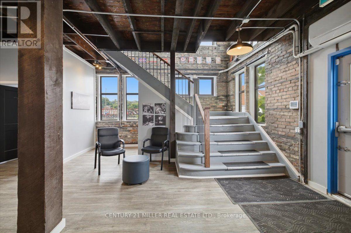 11 Wadsworth Street Property Photo 8