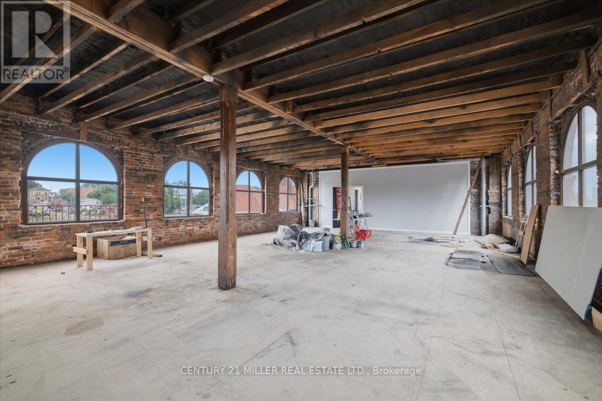 11 Wadsworth Street Property Photo 33