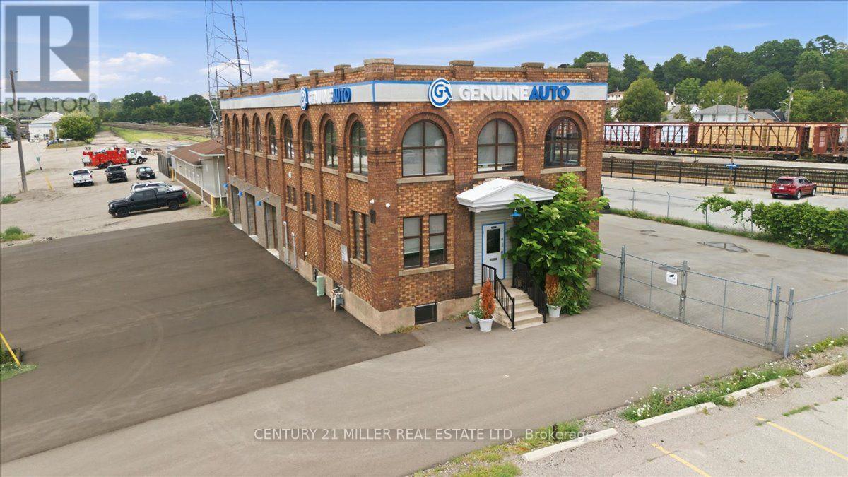 11 Wadsworth Street Property Photo 38