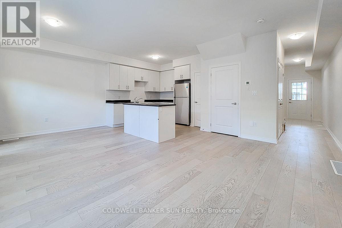82 Pinot Crescent Property Photo 4