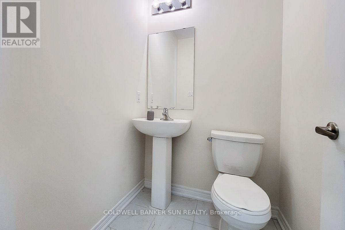 82 Pinot Crescent Property Photo 11