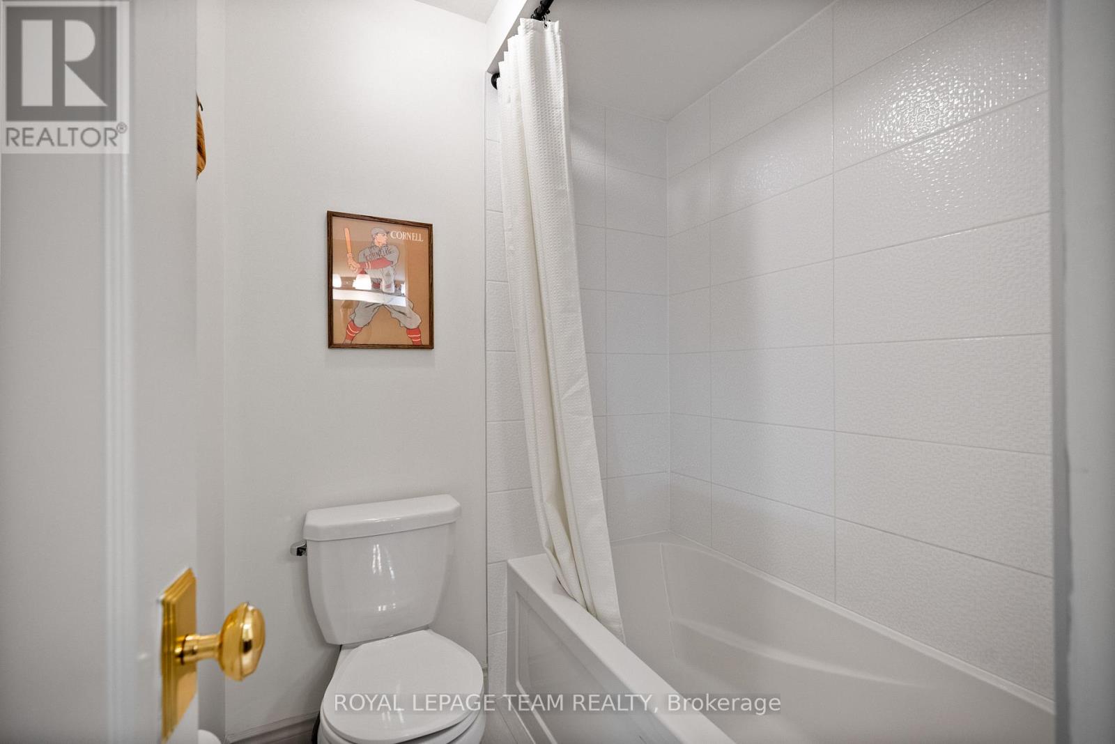 4865 Abbott Street E Property Photo 33