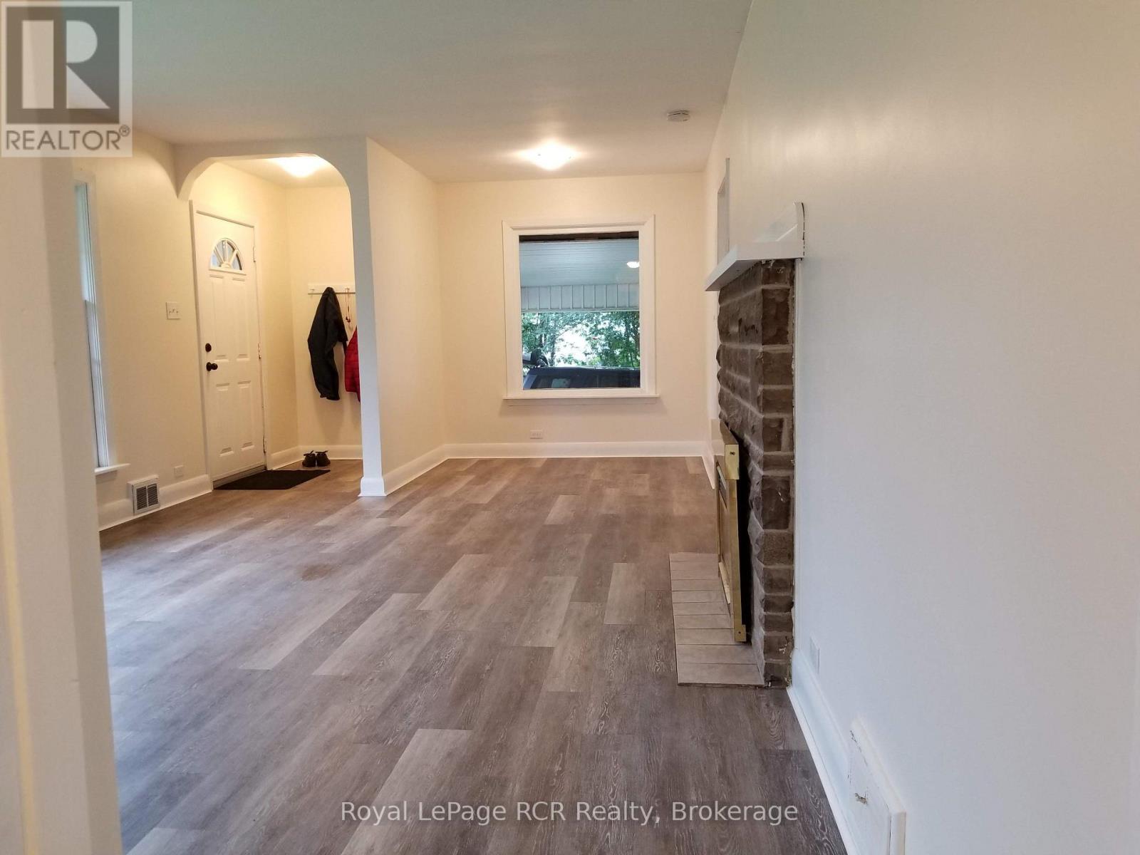 850 11th Street W Property Photo 7