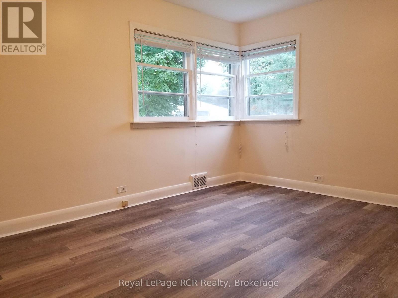 850 11th Street W Property Photo 17
