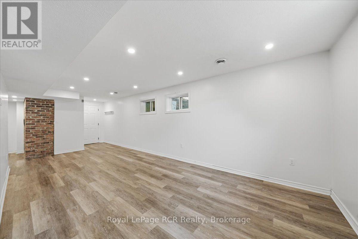850 11th Street W Property Photo 29