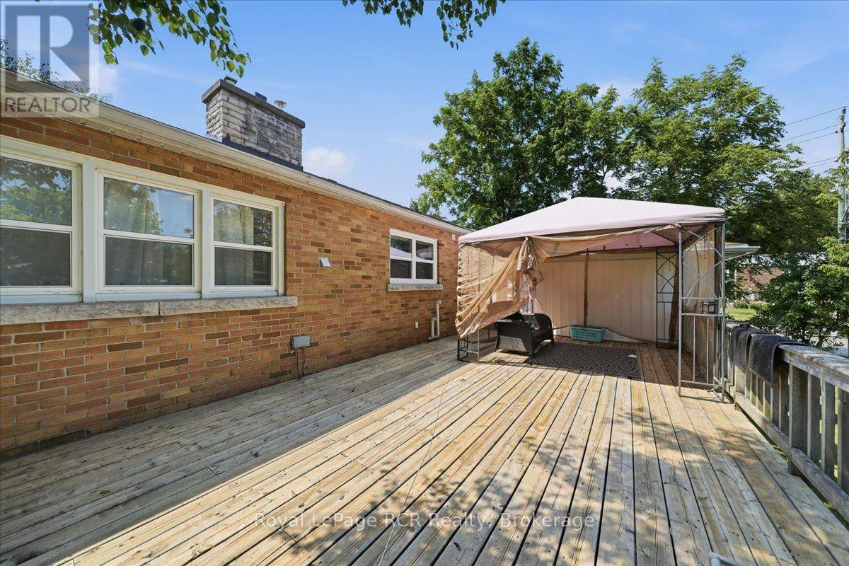 850 11th Street W Property Photo 48