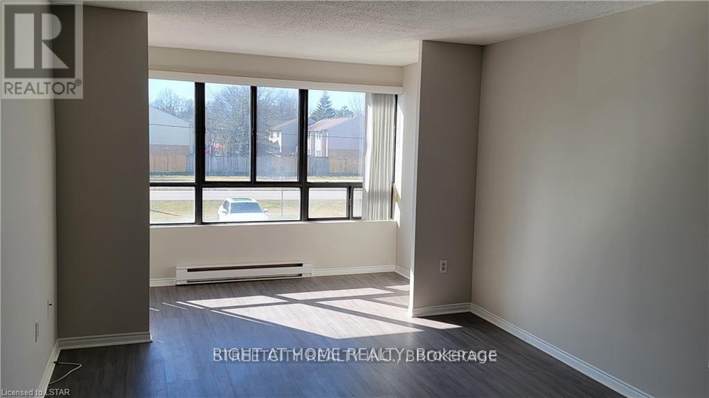 202 - 1600 Adelaide Street Property Photo 4