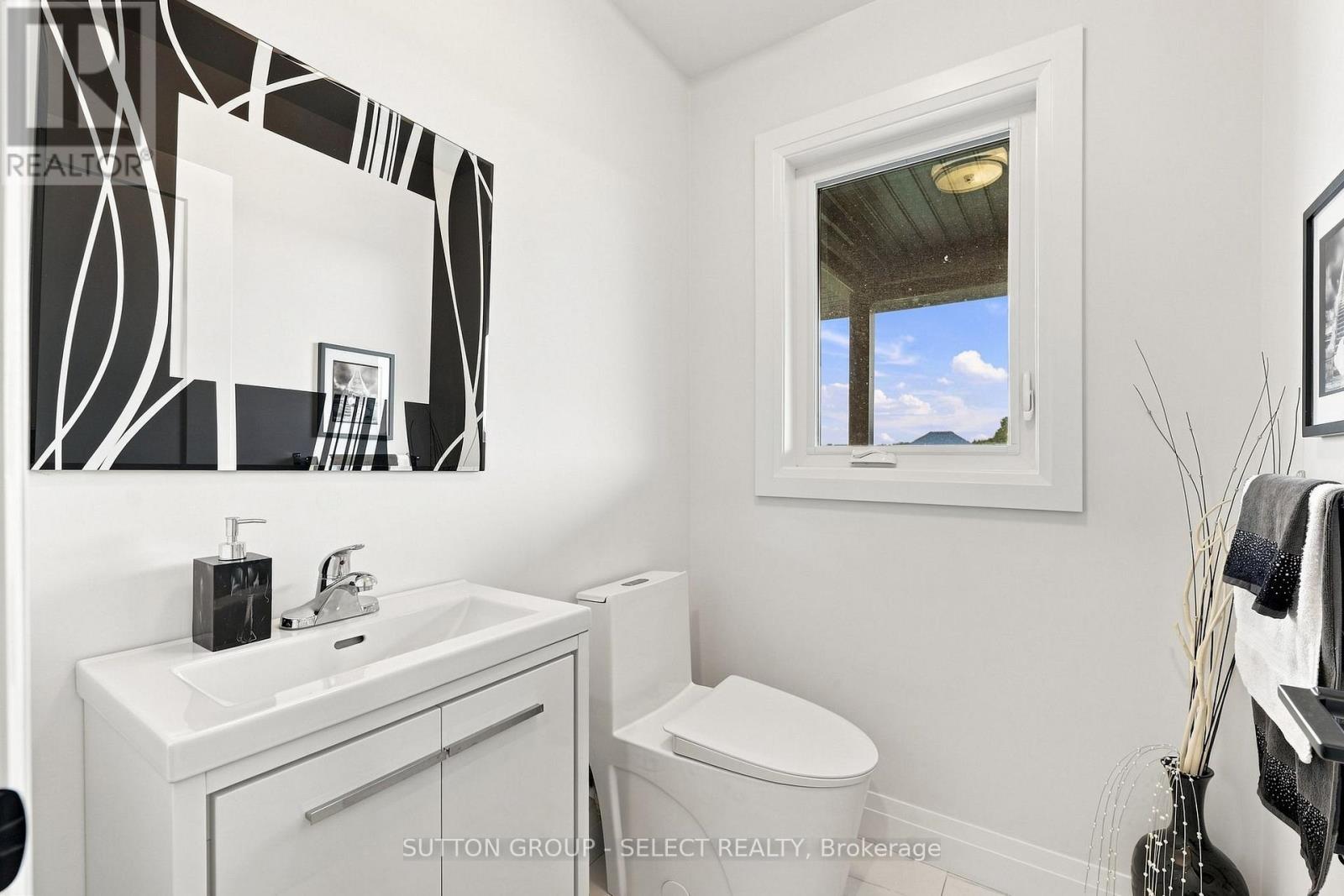 17 Arrowwood Path Property Photo 34
