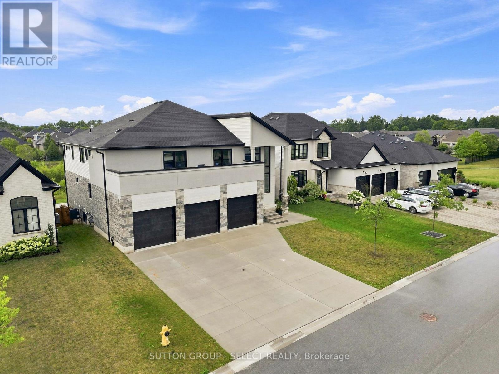 17 Arrowwood Path Property Photo 45