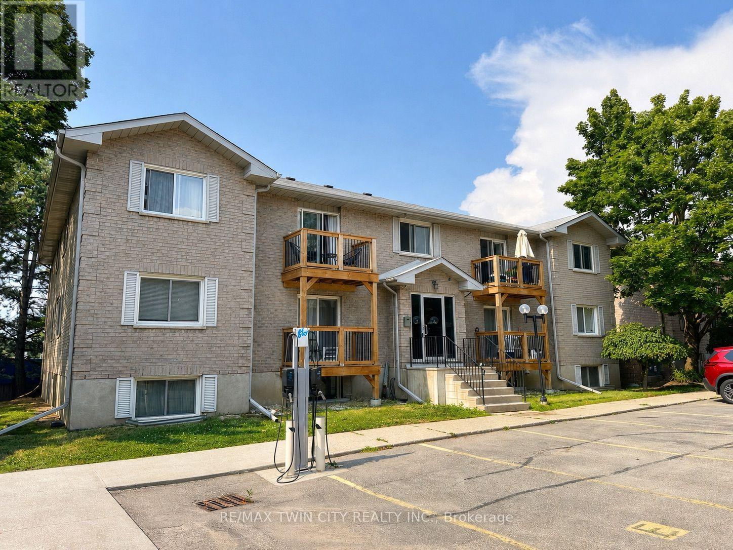 402 - 266 Overlea Drive Property Photo 1