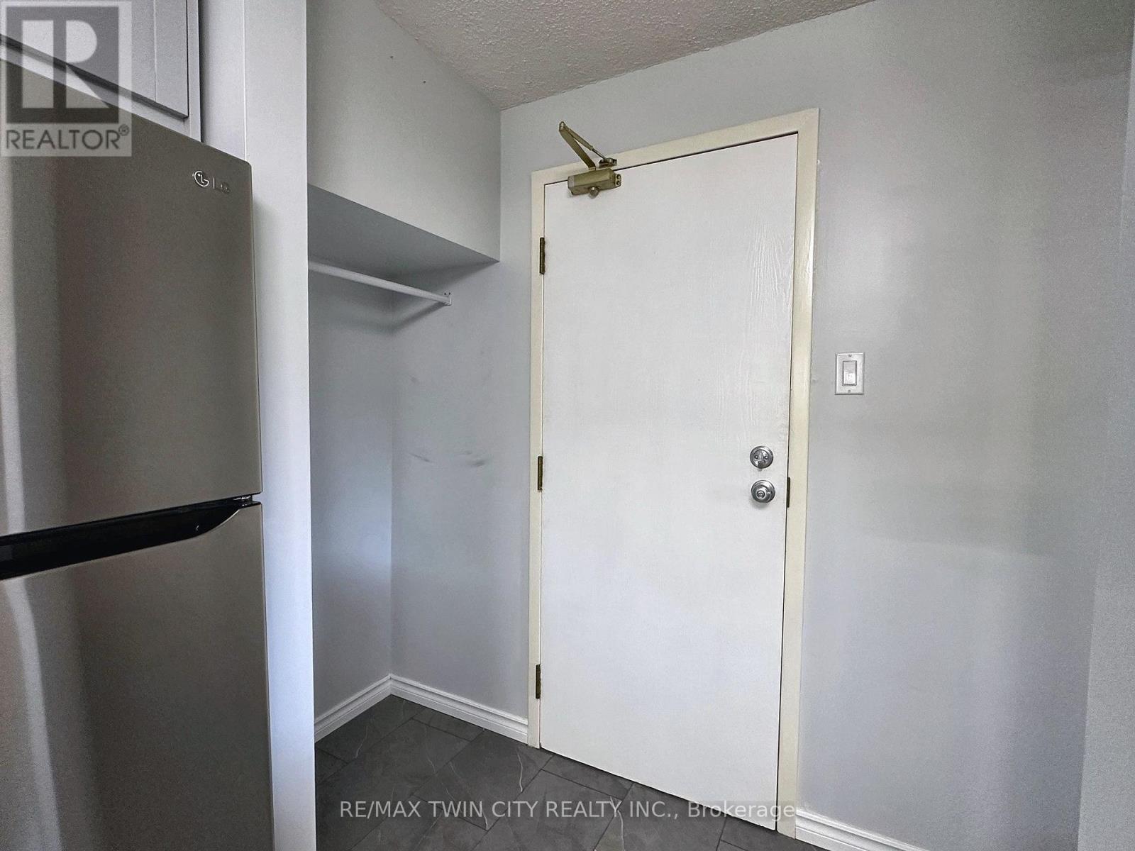 402 - 266 Overlea Drive Property Photo 2