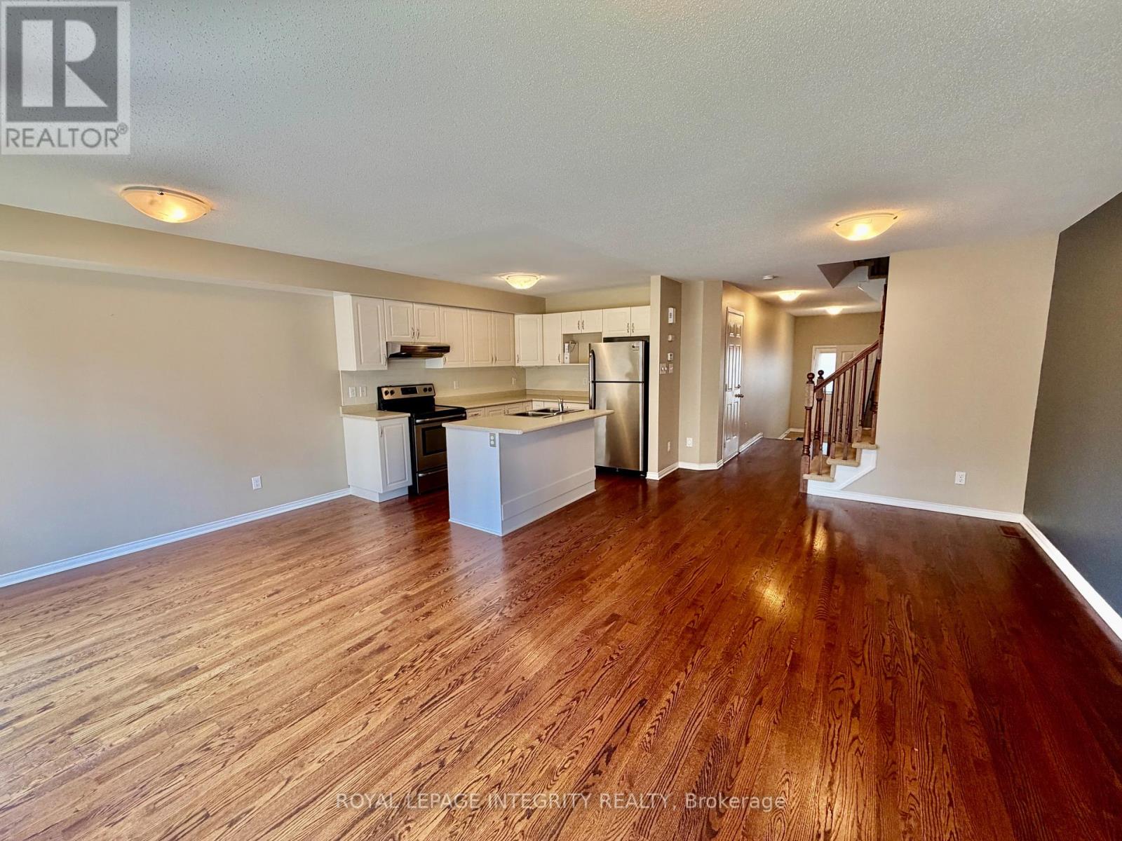 304 Amici Terrace Property Photo 6