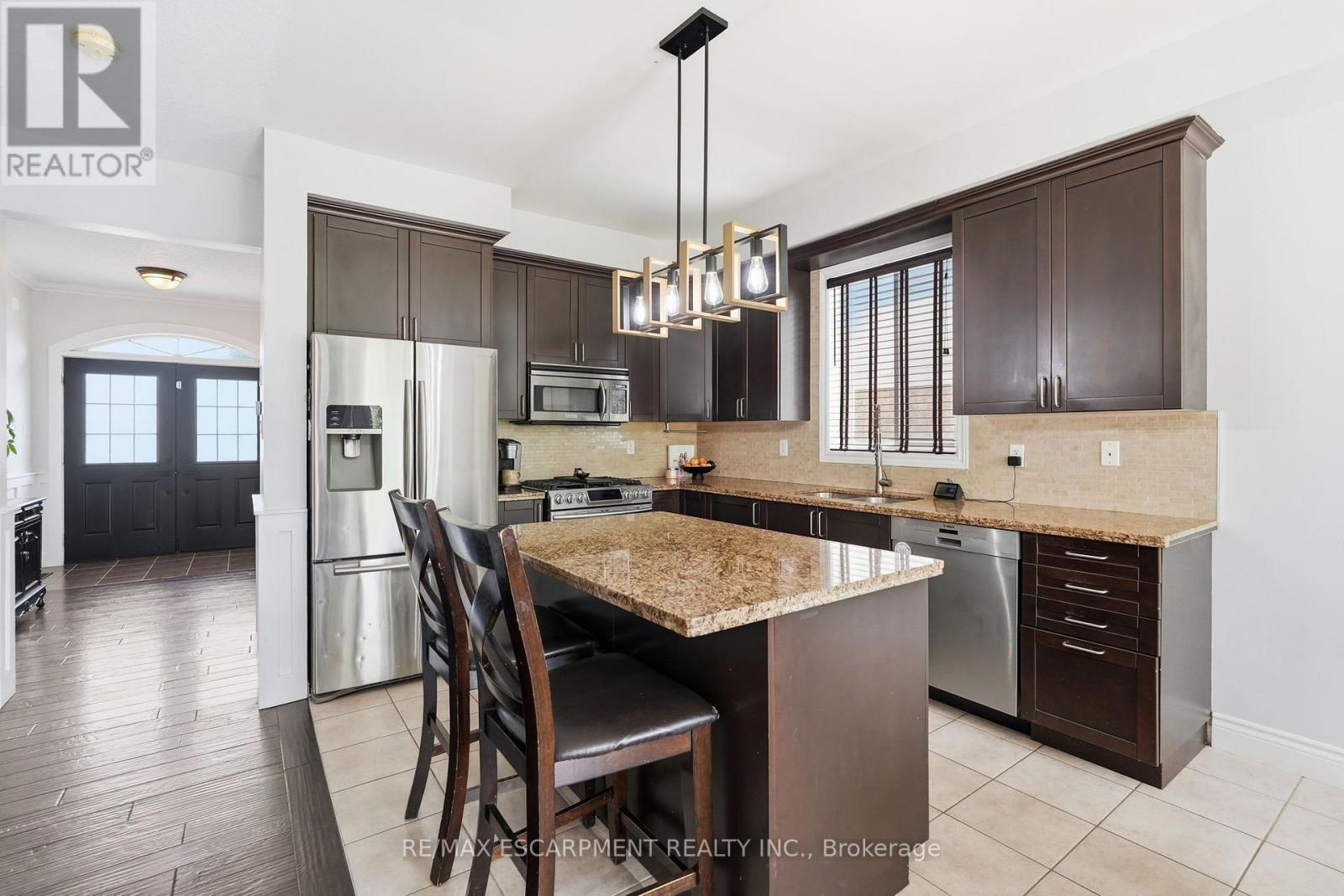 108 Fowler Drive Property Photo 8