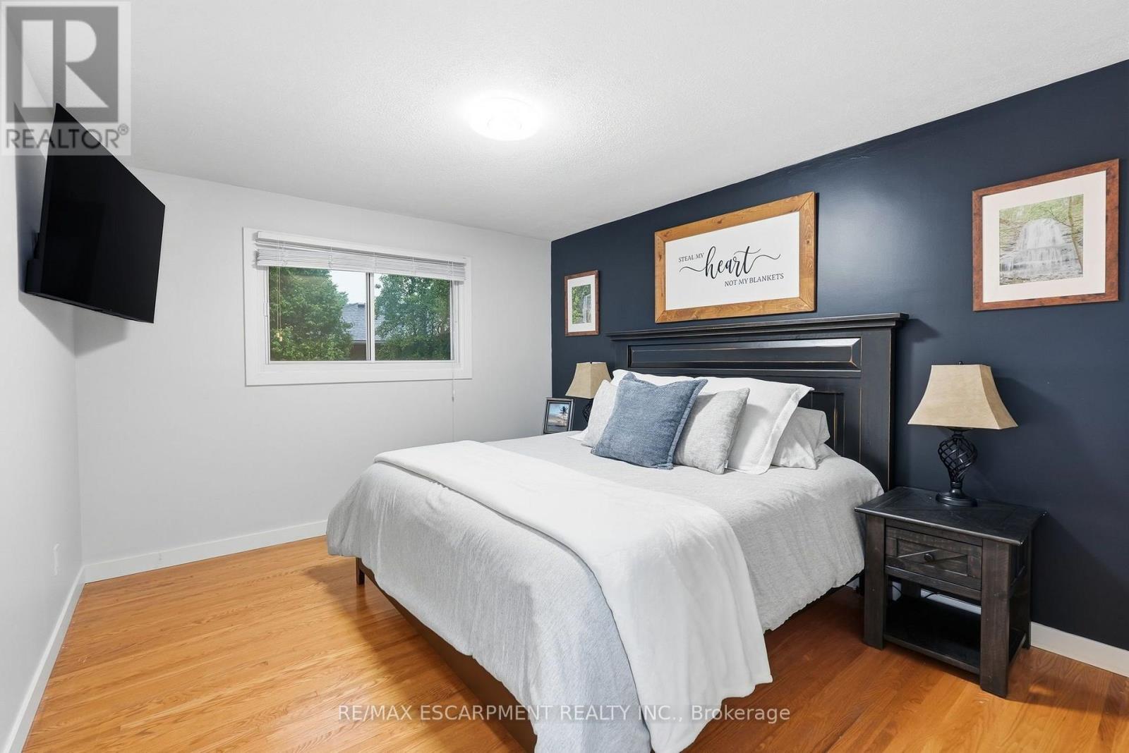 10 Taylor Crescent Property Photo 15