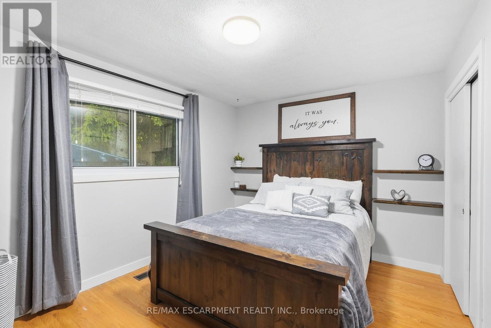 10 Taylor Crescent Property Photo 17
