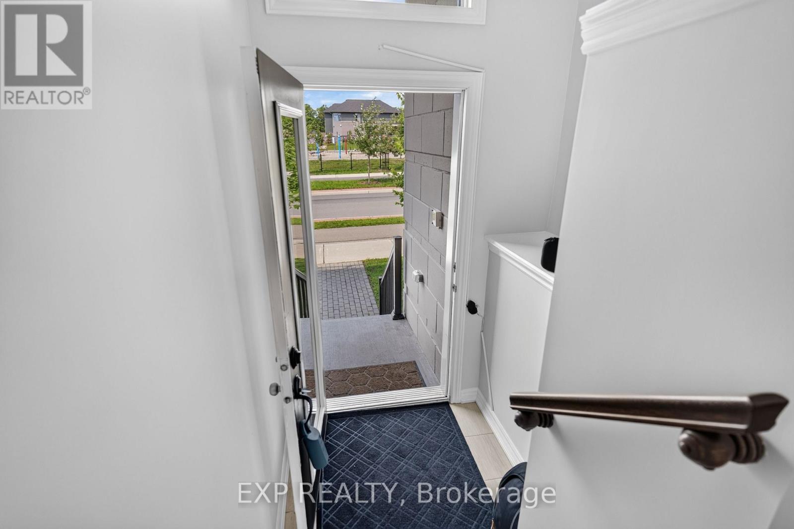 1440 Hemlock Road Property Photo 2