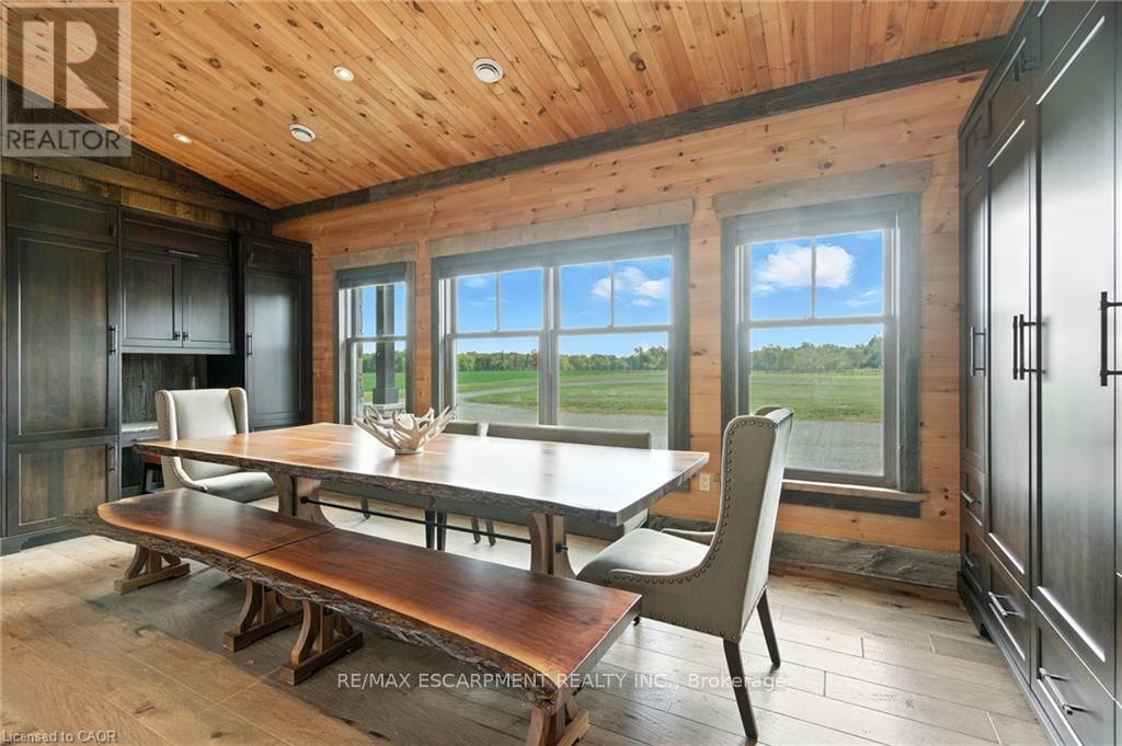 437 6th Concession Road E Property Photo 6